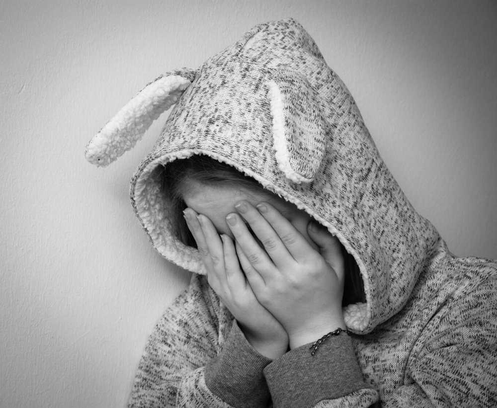 Hvordan slipper angste børn ud af depression med metakognitiv terapi?